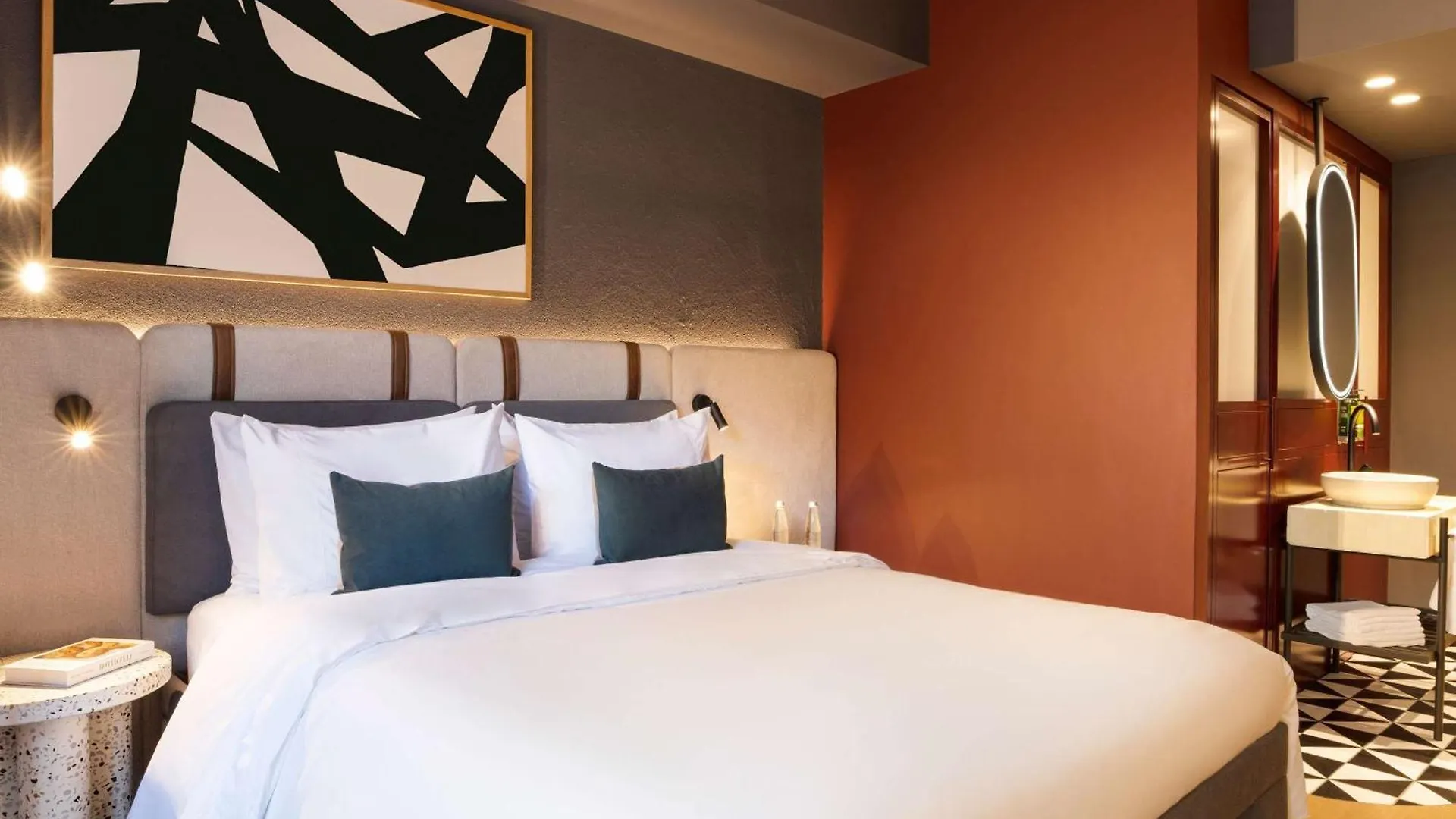 ****  Tribe Medellin Hotel Colombia